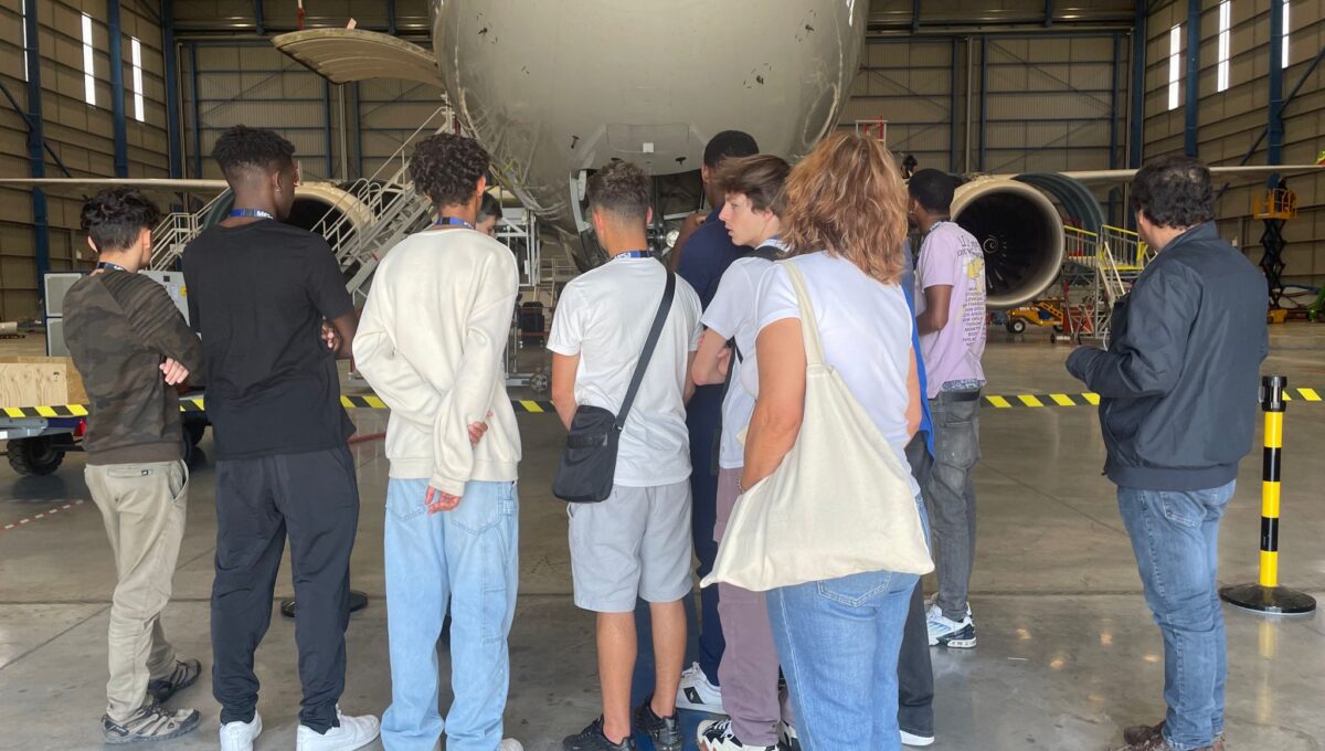 Mecânico de Aeronaves e de Material de Voo
